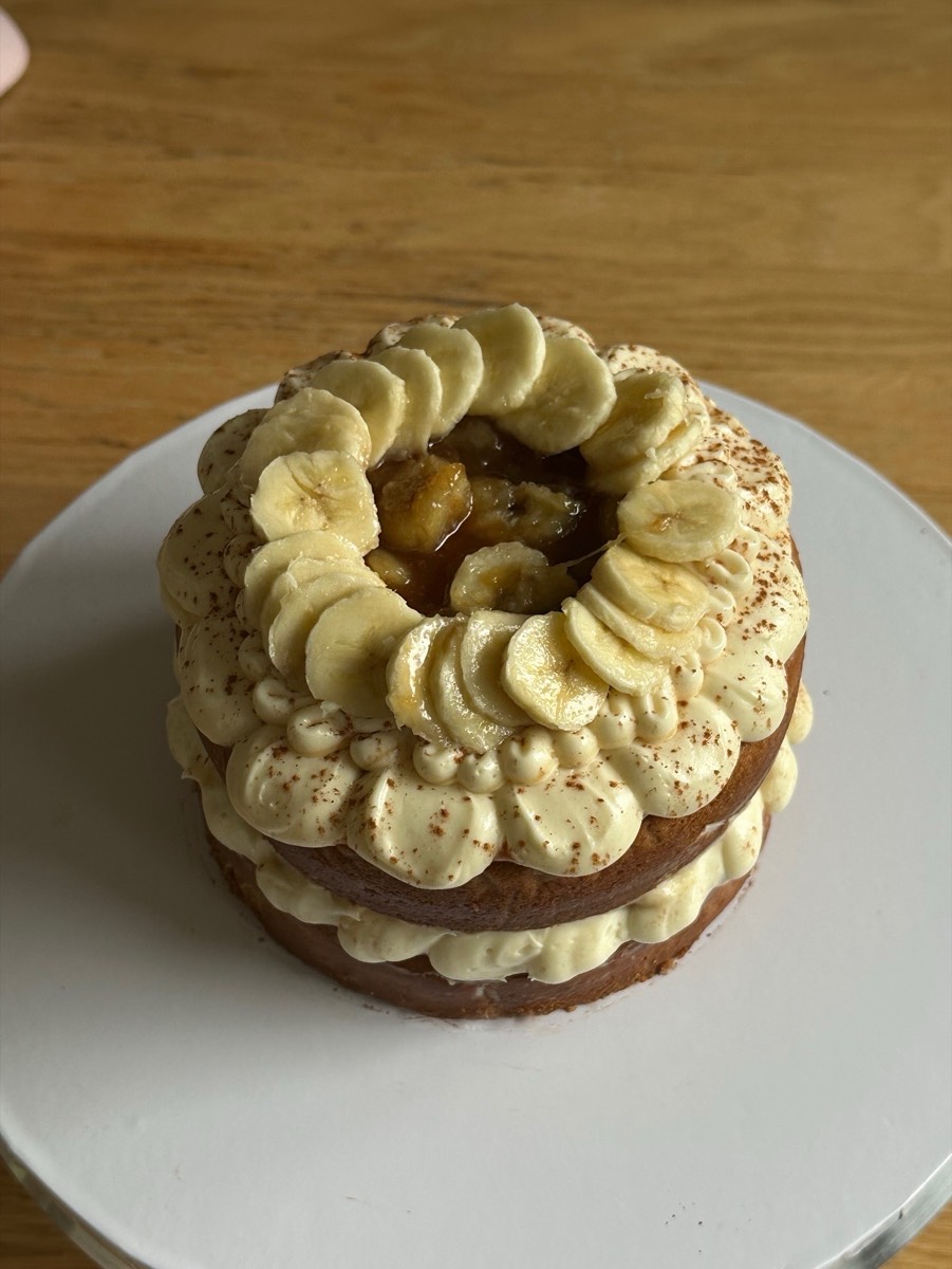 Banana cake